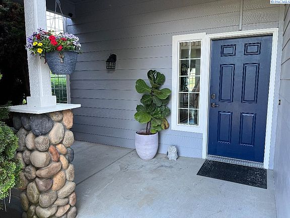 2nd image of 2519 W 35th Ave