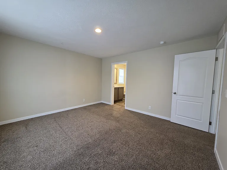 Pineview Estates — Photo 19