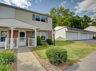 8 Devon Ct, Selinsgrove, PA 17870