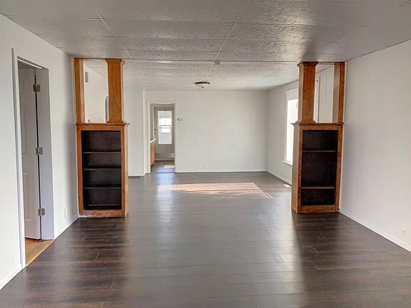 2nd image of 6845 Carolina Ave