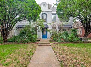 826 N Clinton Ave, Dallas, TX 75208