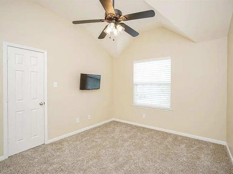 3211 London Ln — Photo 19