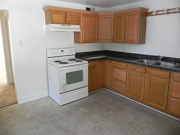 2nd image of 805 Virginia Ave #2
