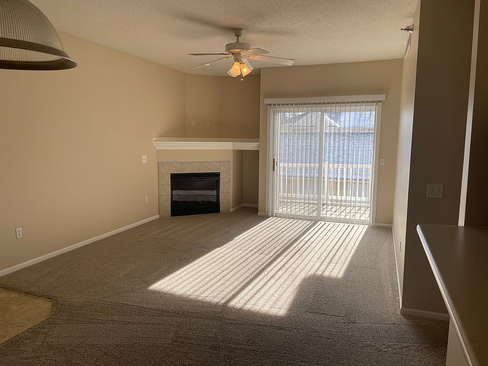1st image of 1720 SE La Grant Pkwy APT 11