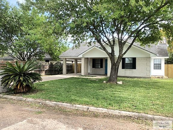 2nd image of 1300 Kika De La Garza