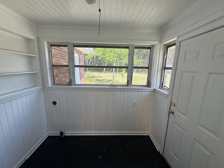 1586 Washington Rd — Photo 11