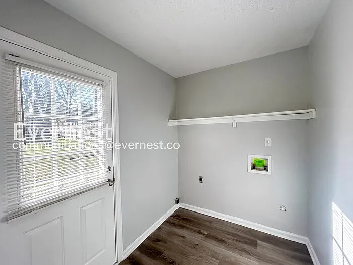 4029 Socorro Dr — Photo 17