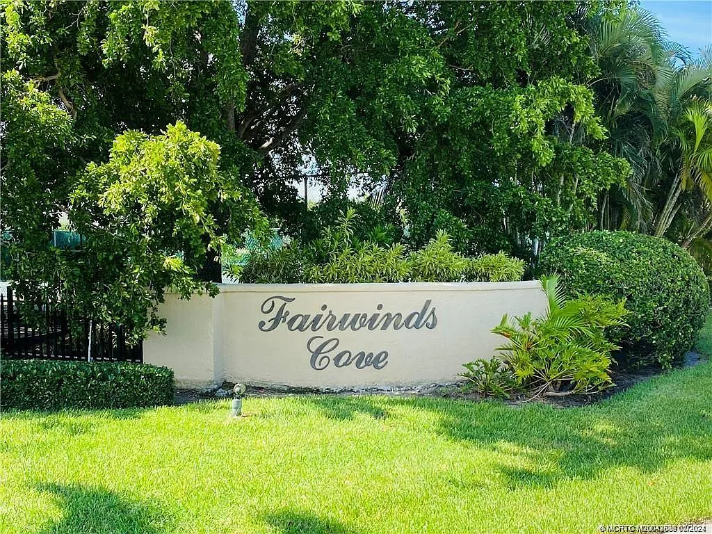2 bed, 2.0 bath, 1102 sqft, $1,700 — Photo 2