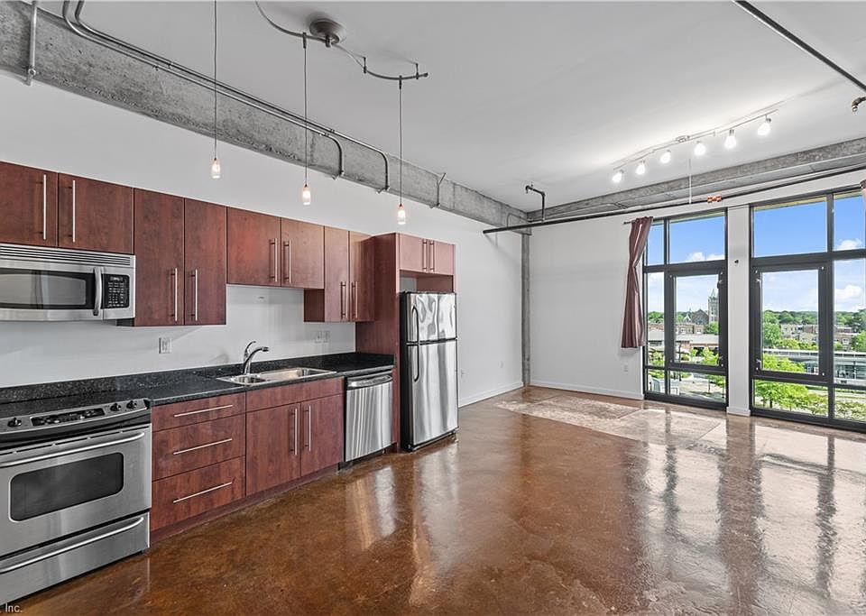 1st image of 415 Saint Pauls Blvd Unit 501