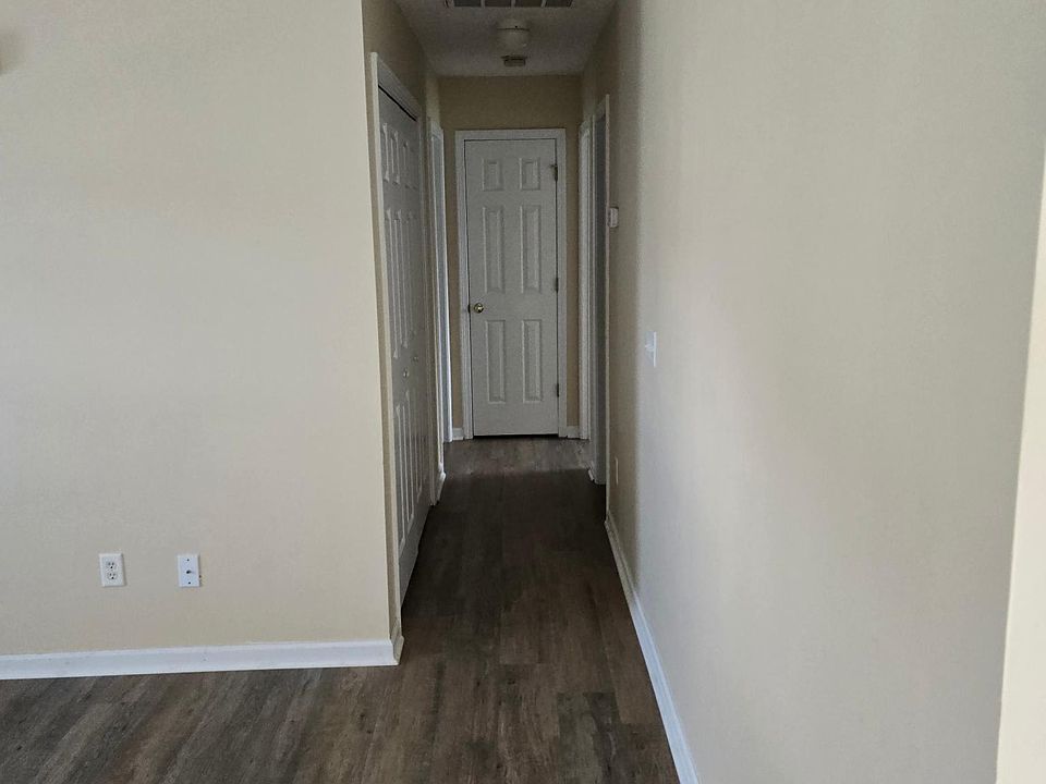 1st image of 9509 Huckabee Ct NE