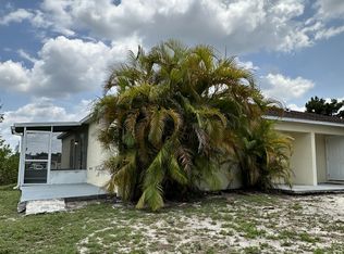 5116-5118 25th St SW, Lehigh Acres, FL 33973