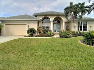 2408 Saint Davids Island Ct, Punta Gorda, FL 33950