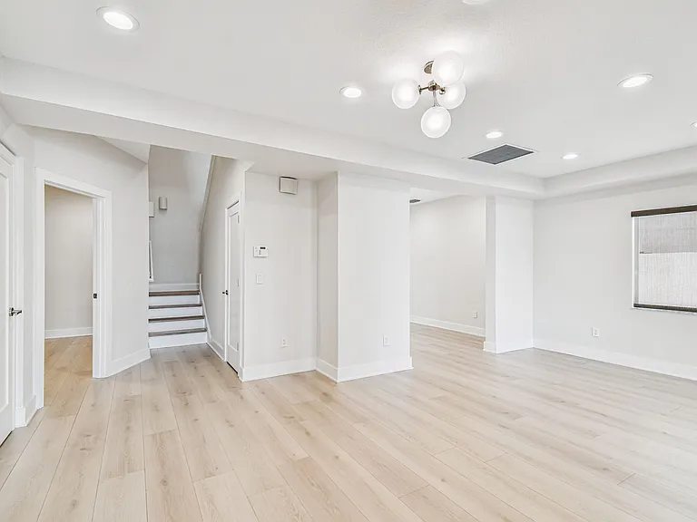 24 Adalia Ave — Photo 41