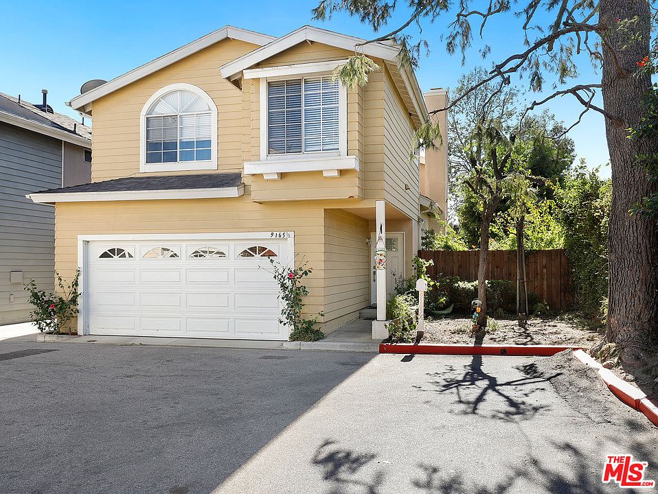 1st image of 9165 1/2 Noble Ave