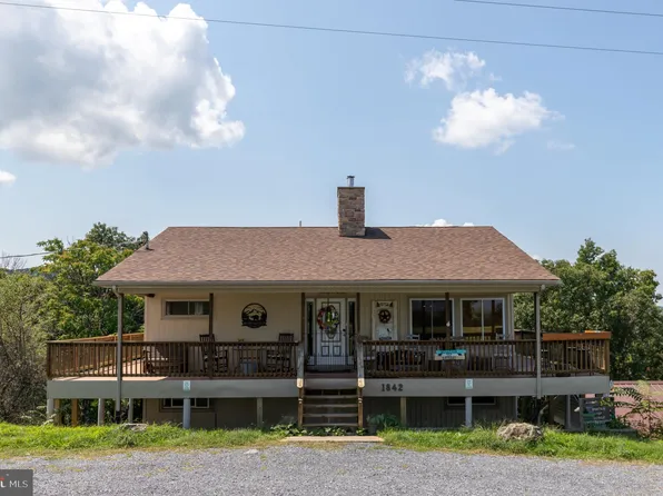 1842 Tanners Ridge Rd, Stanley, VA 22851