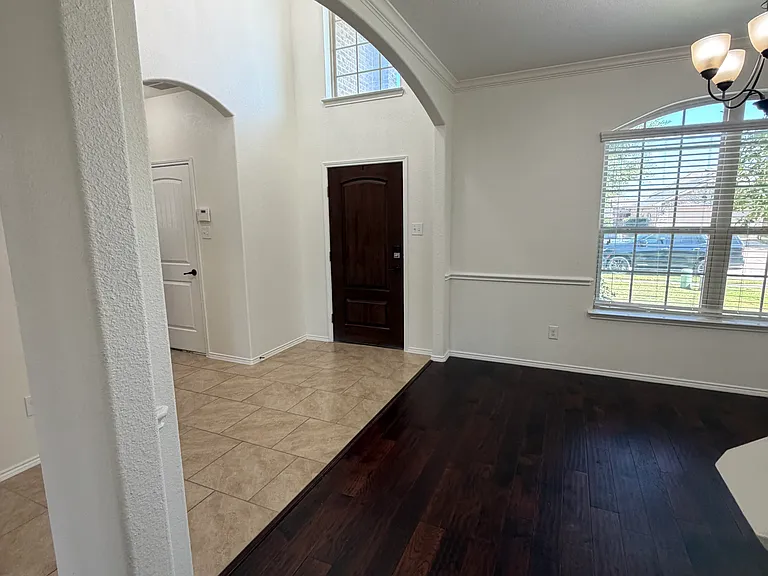 11808 Kurth Dr — Photo 12
