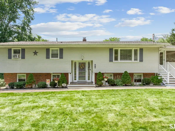 41 Clyde Street, Watertown, CT 06779