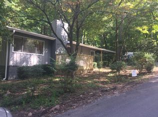 943 Holly Rd, Black Mountain, NC 28711