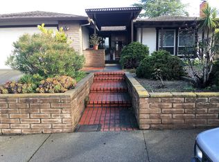 1546 Martindale Dr, Martinez, CA 94553