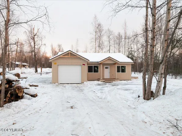 9185 S Starlight Ln, Wasilla, AK 99654