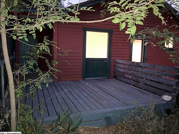Deck/Front Door (Off Living Room)