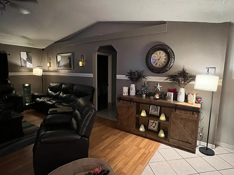 5910 Logan Ave — Photo 6