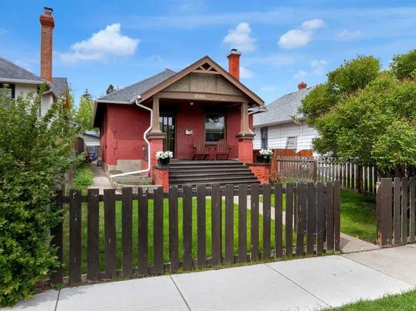 2003 E 26a St SW, Calgary, AB T3E 2B9