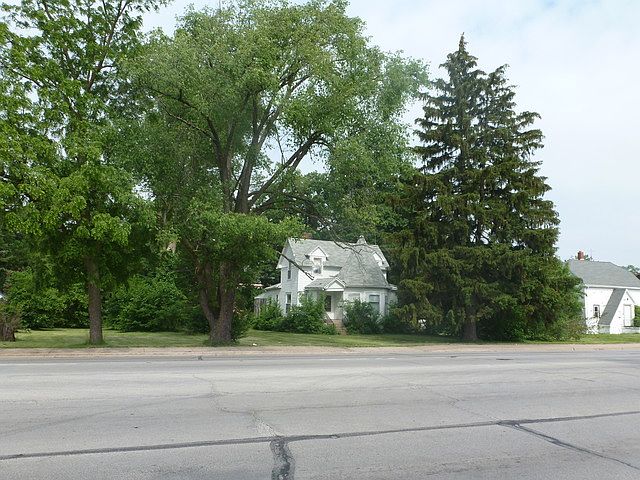 1st image of 157 S Kennedy Dr