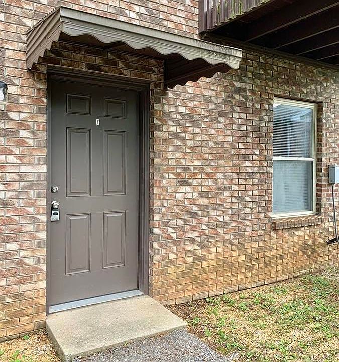 1st image of 520 Hietts Ln APT E