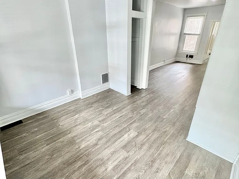 1410 W Turner St — Photo 6