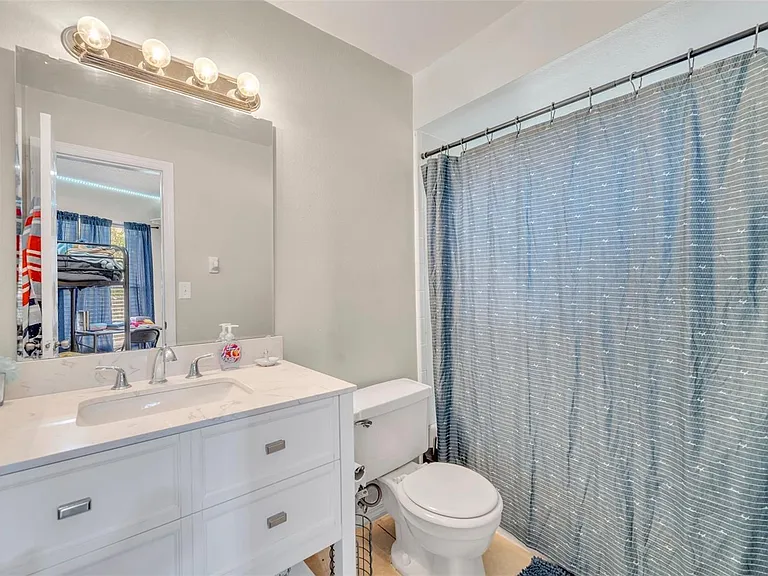 832 Valnera Ct — Photo 20