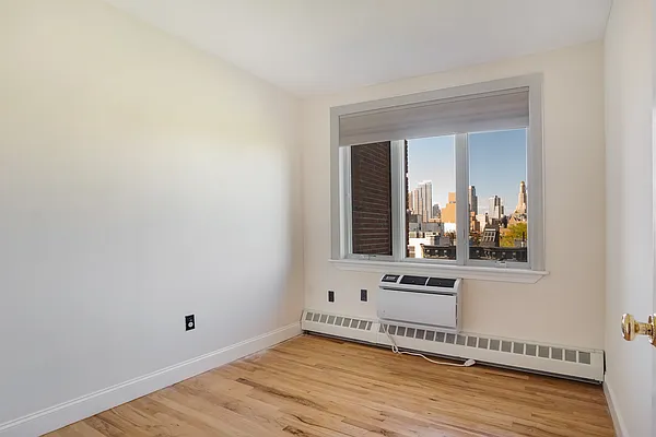 Rented by Compass | media 14