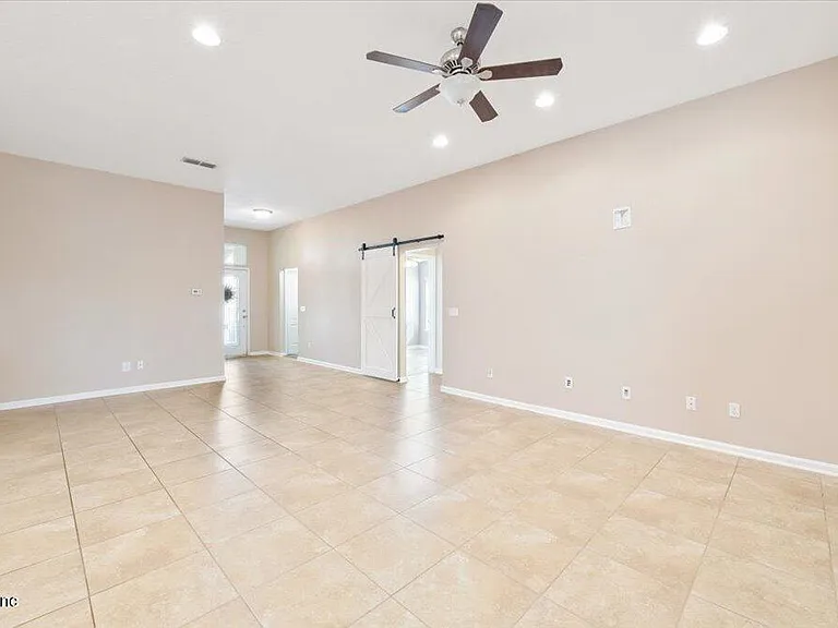 16050 Dowing Creek Dr — Photo 19
