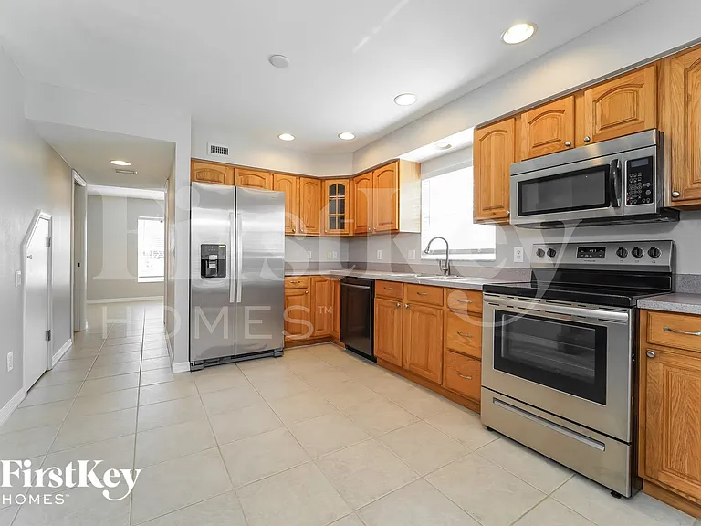 3863 Atwater Dr — Photo 5