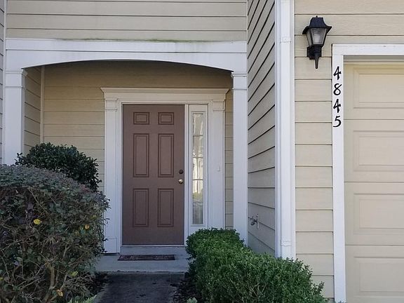 2nd image of 4845 Parkhurst Pl