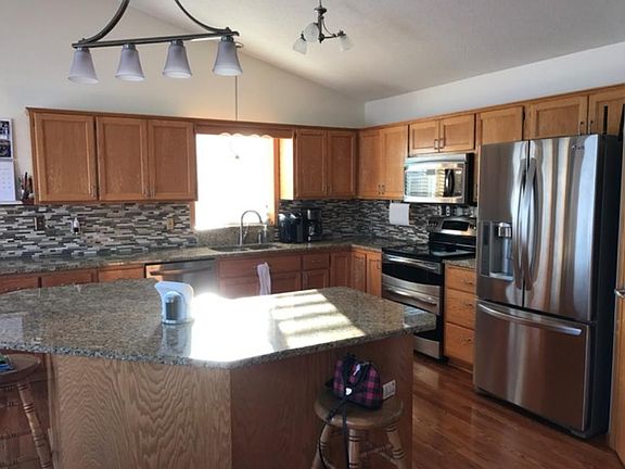 5th image of 23351 Arrowhead St NW