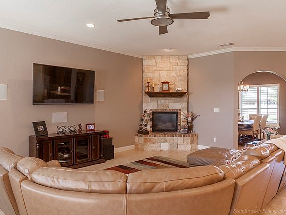 4th image of 5610 Dunbarton Oaks Blvd