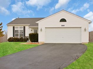 595 Indian Trail Rd, Antioch, IL 60002