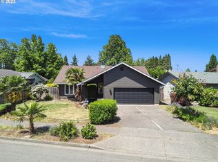 2883 Elysium Ave, Eugene, OR 97401
