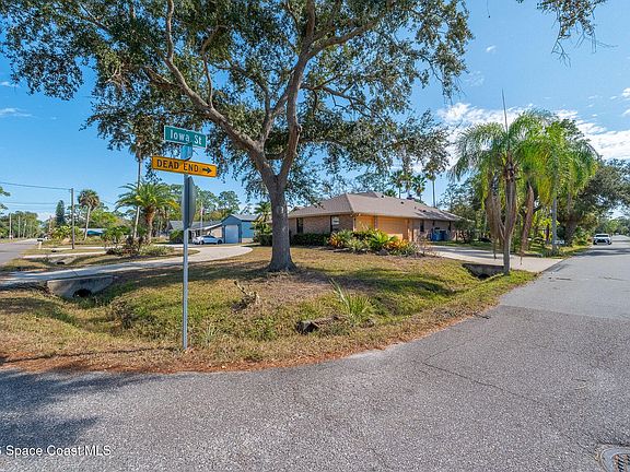 5th image of 4245 Miami Ave