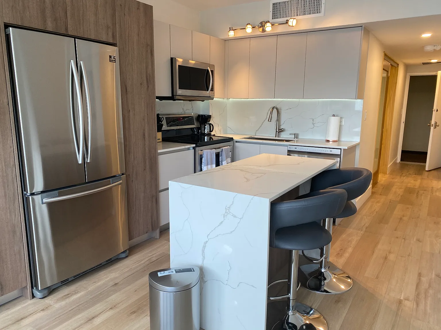1 bed, 580 sqft, $2,650 — Photo 3