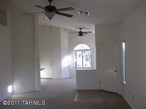 4th image of 408 E Camino Del Pinsapo