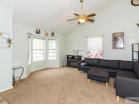5th image of 3515 Creek Side Dr