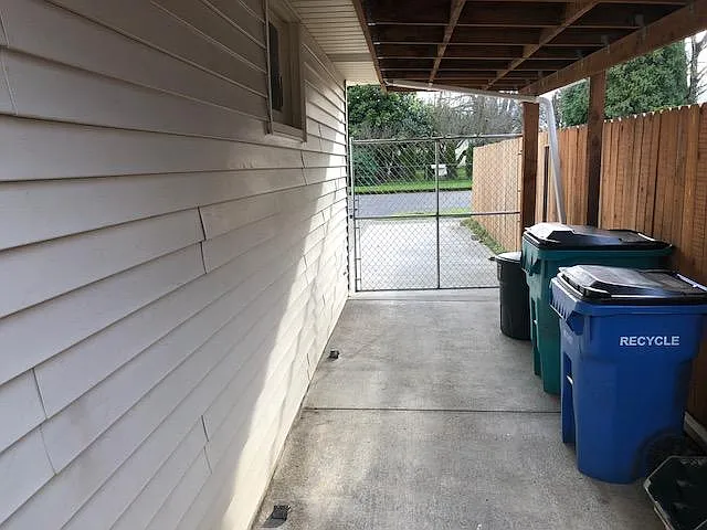 6445 Rankin Dr — Photo 11