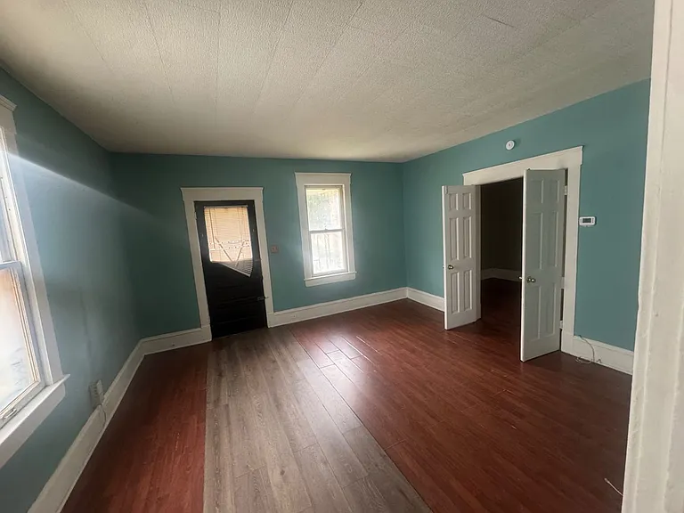 6401 Gertrude Ave — Photo 26