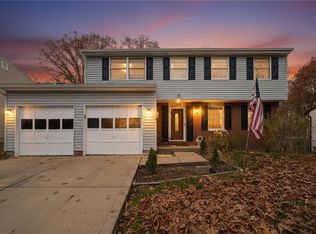 1914 Riggs Rd, South Park, PA 15129