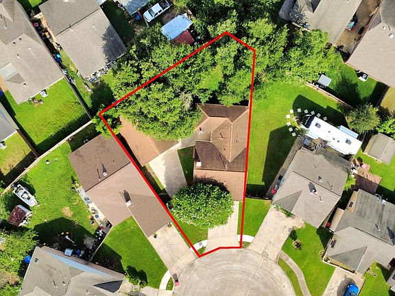 3rd image of 19920 Westcliffe Ct