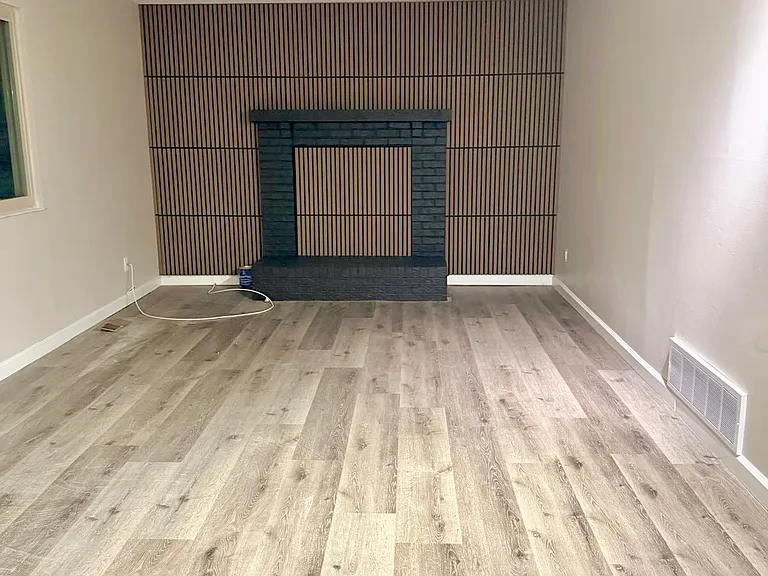 6213 Rockland Dr — Photo 2