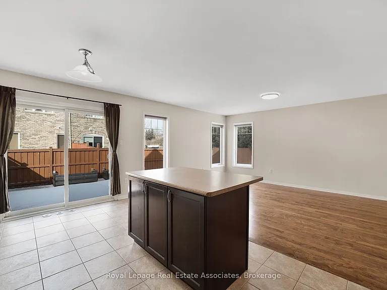 34 McCandless Ct — Photo 17