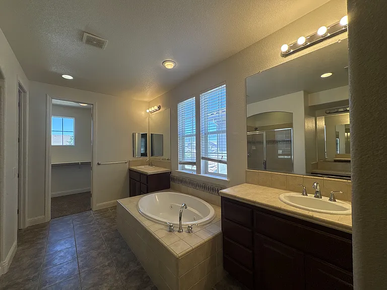 1362 Snake Creek Dr — Photo 25